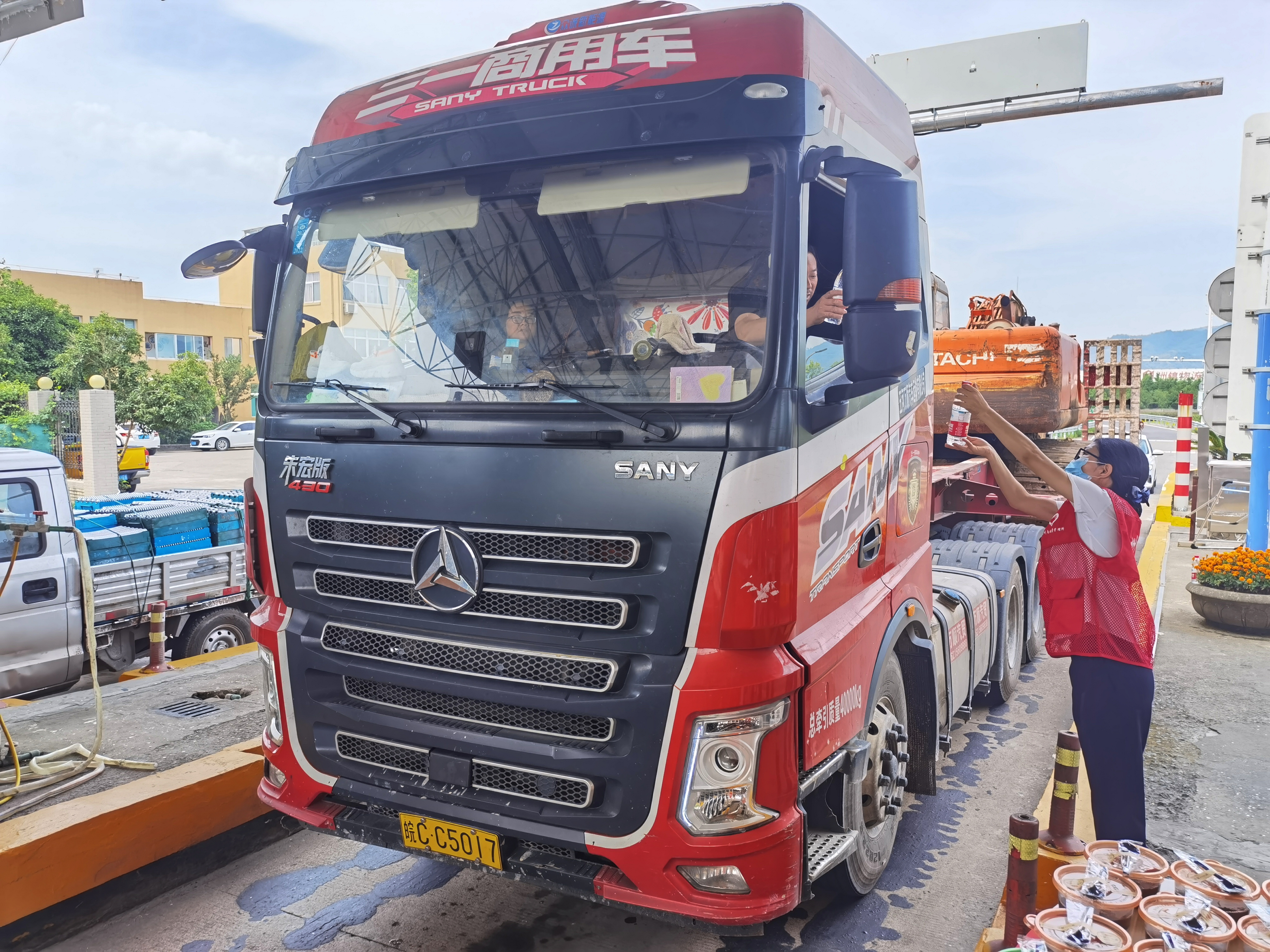 1657698365297168.jpg 照片4張亮拍攝.jpg