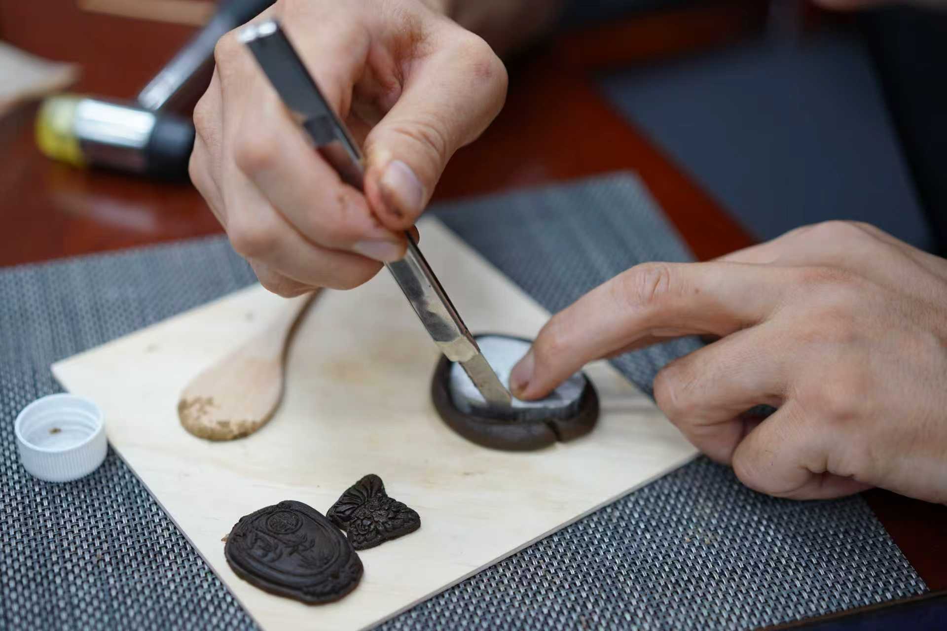 1756372638382723.jpg 00005613e3ebe501a452bf97772e5dd3.jpg